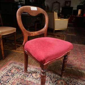 Victorian balloon-back dining chair